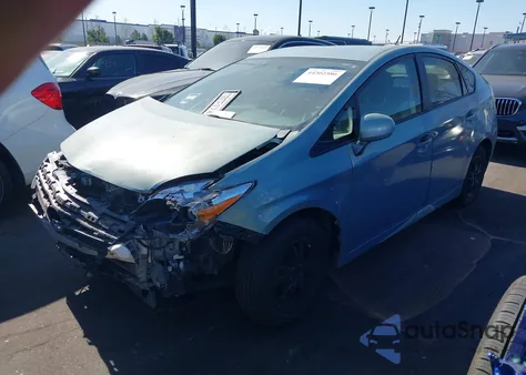 2013 Toyota Prius Three z USA, uszkodzony, nr VIN JTDKN3DU9D5671992